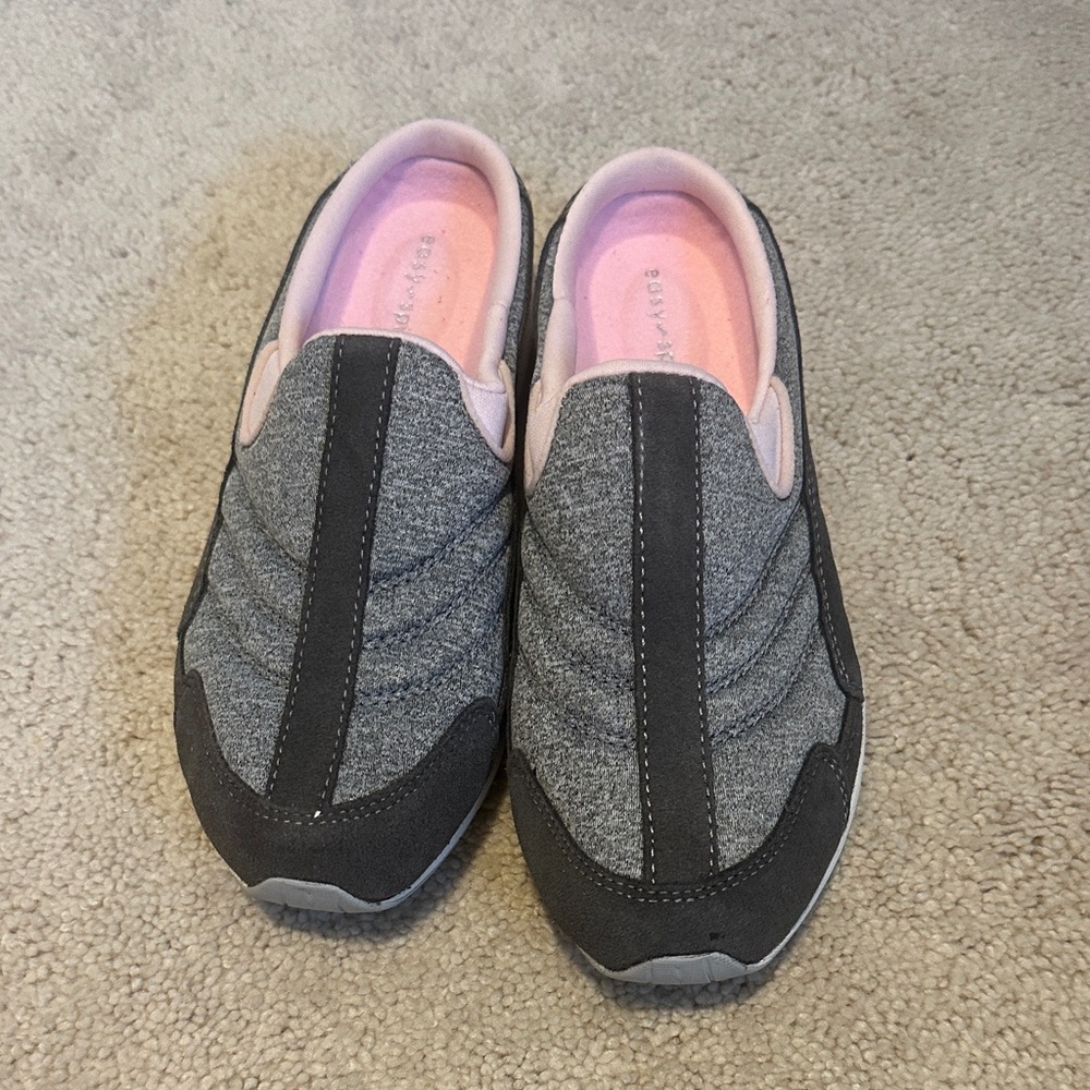 Easy Spirit Gray and Black Women's Sneakers